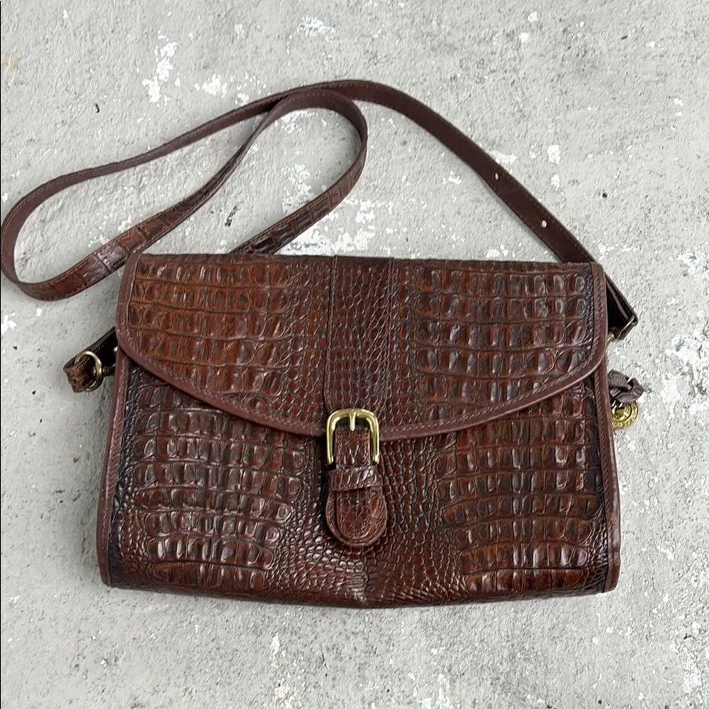 Vintage Brahmin faux crocodile bag
